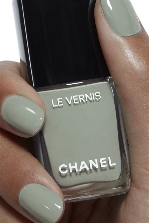 LE VERNIS Longwear nail colour 131 